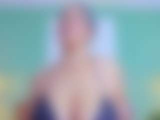 slutty-hugetits's Live Sex Cam Show