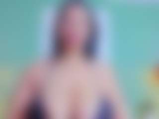 slutty-hugetits's Live Sex Cam Show