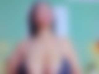 slutty-hugetits's Live Sex Cam Show