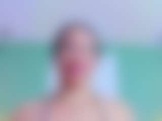 slutty-hugetits's Live Sex Cam Show