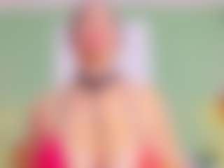 slutty-hugetits's Live Sex Cam Show