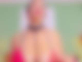 slutty-hugetits's Live Sex Cam Show