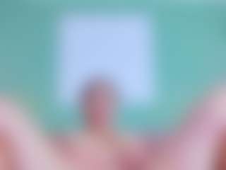 slutty-hugetits's Live Sex Cam Show