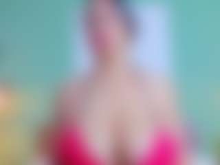 slutty-hugetits's Live Sex Cam Show