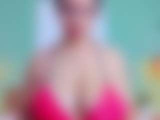 slutty-hugetits's Live Sex Cam Show