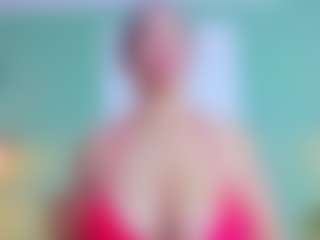 slutty-hugetits's Live Sex Cam Show