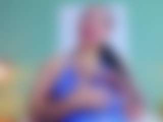 slutty-hugetits's Live Sex Cam Show