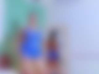 slutty-hugetits's Live Sex Cam Show