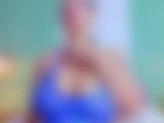slutty-hugetits's Live Sex Cam Show