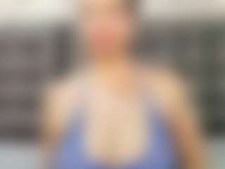 Live cam show with slutty-hugetits - Middle Aged on Milfs Live