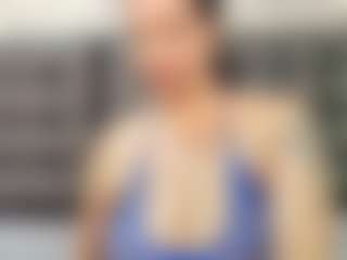 slutty-hugetits's Live Sex Cam Show