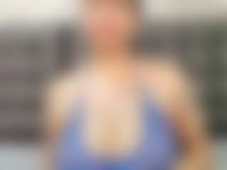 Live cam show with slutty-hugetits - Mature on Milfs Live
