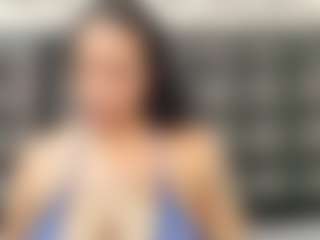 slutty-hugetits's Live Sex Cam Show