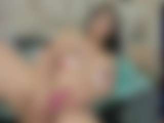 ariana-lucia's Live Sex Cam Show