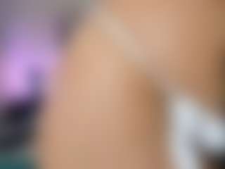 Live cam show with ariana-lucia - Cute on Camsoda