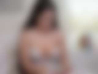 Live cam show with JessicaScorpius - Average on CamwithHer