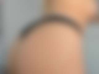 Live cam show with elinaskyy - New Teen (18+) on Camiplay Live