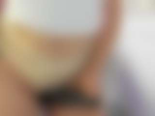 elinaskyy's Live Sex Cam Show