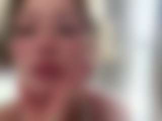 IlaDai's Live Sex Cam Show