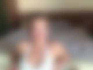 Live cam show with IlaDai - Lovense Teen (18+) on liverealitysex.com
