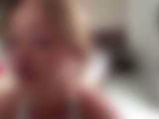 IlaDai's Live Sex Cam Show