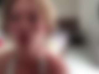 IlaDai's Live Sex Cam Show