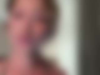 IlaDai's Live Sex Cam Show