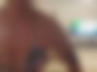 Live cam show with IlaDai - Lovense MILF on CamSextacy
