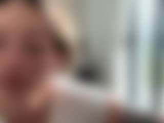 Live cam show with IlaDai - Curvy MILF on https://playwithruby.com