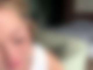 Live cam show with IlaDai - Fingering MILF on CSO-WL