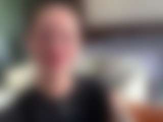 IlaDai MILF webcam performer live streaming