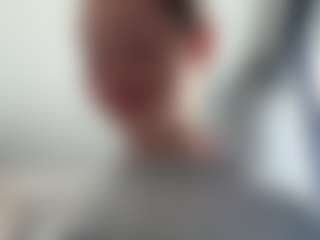 Live cam show with IlaDai - Middle Aged on CamwithHer