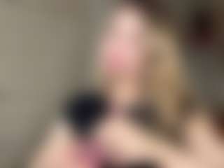 Live cam show with Rouse - Athletic on thefappeningchat.com