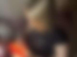 Live cam show with Rouse - White Blonde Hair on luckytryst.com