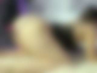 Live cam show with Jessica - Skinny MILF on 1on1-livenow