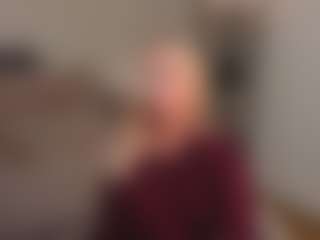 Live cam show with AlissaFrohlich - Body Massage on livesexfox.com