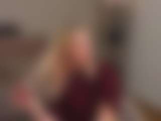 Live cam show with AlissaFrohlich - New Teen (18+) on livesexfox.com