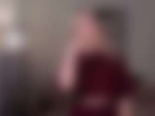 Live cam show with AlissaFrohlich - Body Massage on Soda Cam