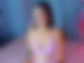 Aura's Live Sex Cam Show