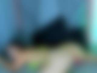 Aura's Live Sex Cam Show
