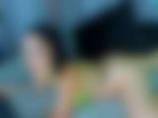 Aura's Live Sex Cam Show