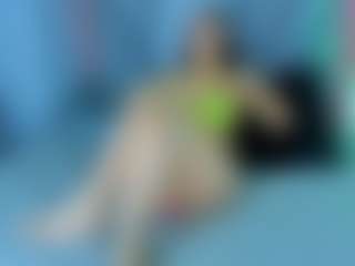 Aura's Live Sex Cam Show