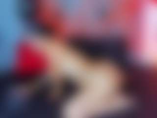 Aura's Live Sex Cam Show