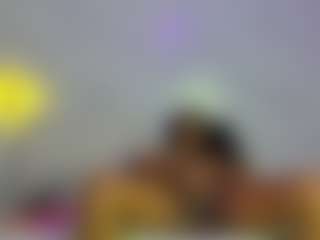 Indya-Brown's Live Sex Cam Show