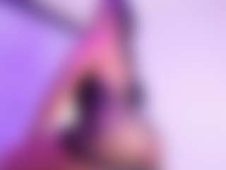 Live cam show with Indya-Brown - Blowjob on Strip Flash - Live Sex Shows