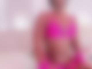 Live cam show with Indya-Brown - Italian on dropp.cam | colombia