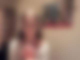 KarineSolverud's Live Sex Cam Show