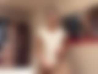 KarineSolverud's Live Sex Cam Show