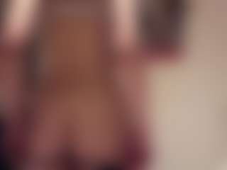 KarineSolverud's Live Sex Cam Show