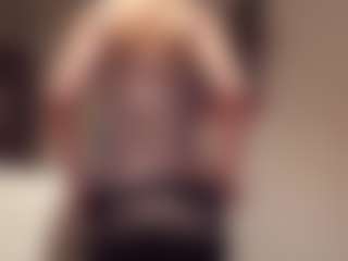 Live cam show with KarineSolverud - Foot Fetish on sexytreat.net